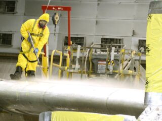 Abrasive blast